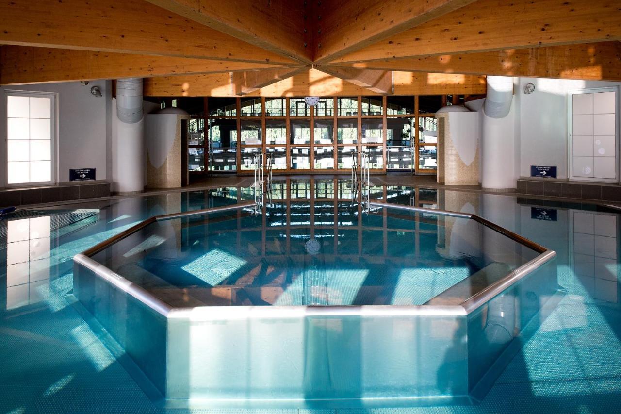 Hotel Bukovina ブコビナ・タトシャンスカ エクステリア 写真