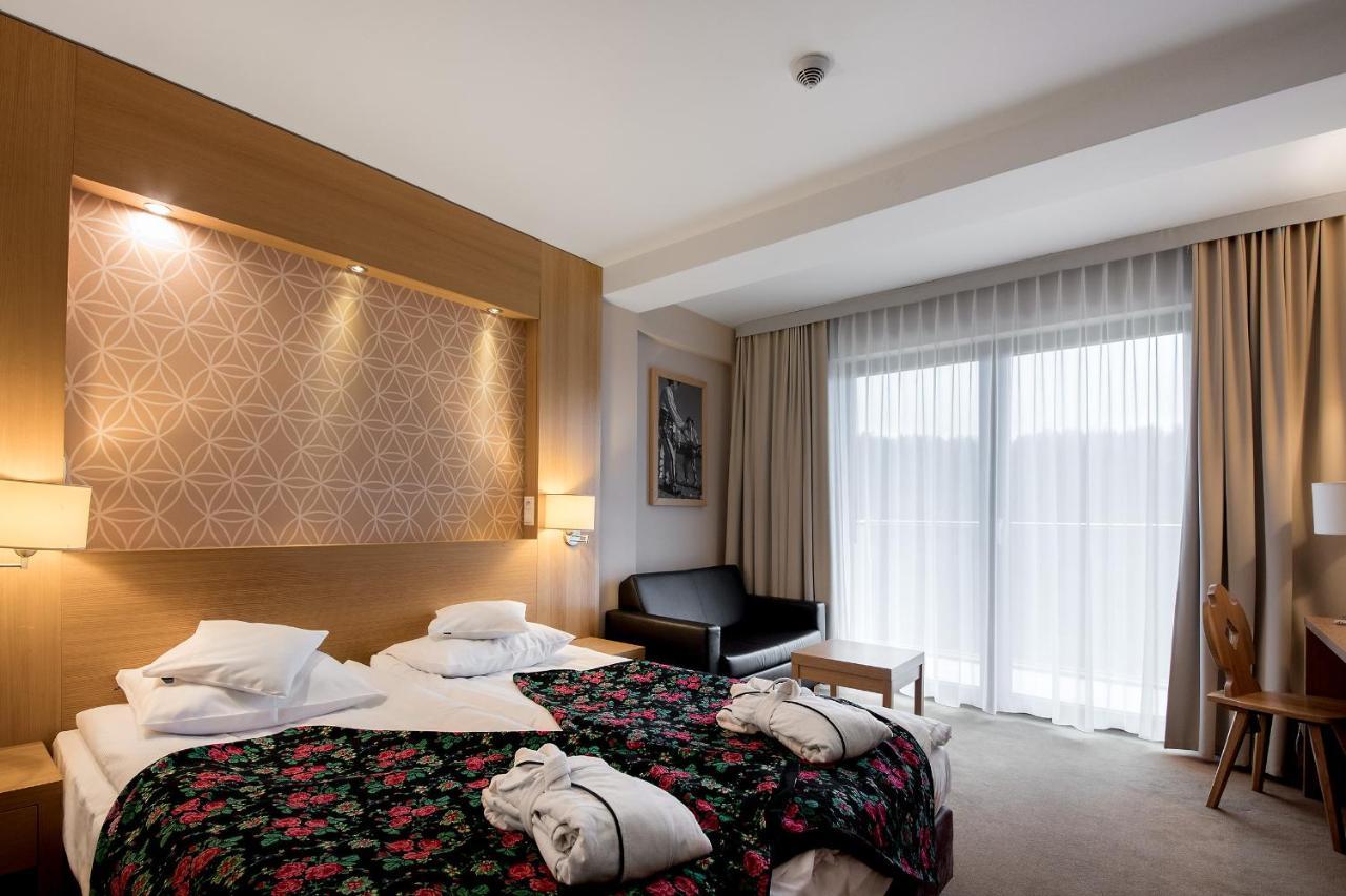 Hotel Bukovina ブコビナ・タトシャンスカ エクステリア 写真