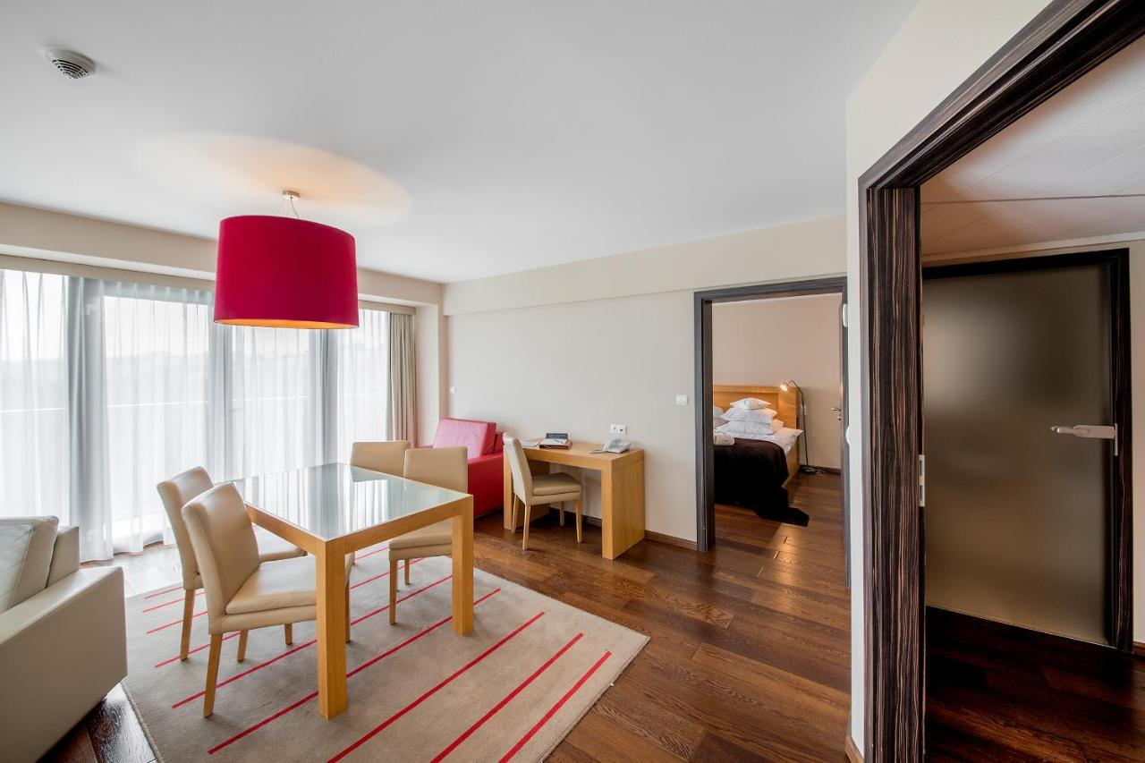 Hotel Bukovina ブコビナ・タトシャンスカ エクステリア 写真